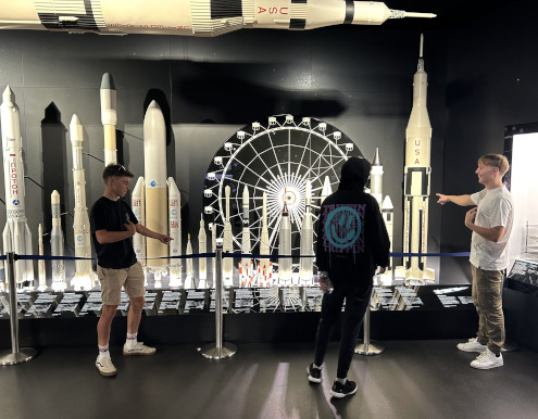 Razstava vesoljskih raket v Tehniškem muzeju