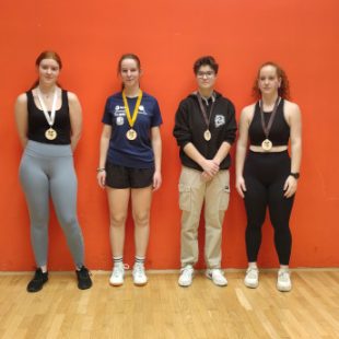 Dobitnice medalj na Ljubljanskem prvenstvu srednjih šol v namiznem tenisu