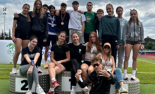 Skupinska fotografija naših tekmovalcev