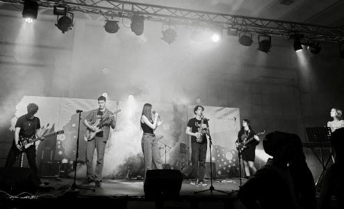 The Romans so s svojim nastopom navdušili zbrano občinstvo.