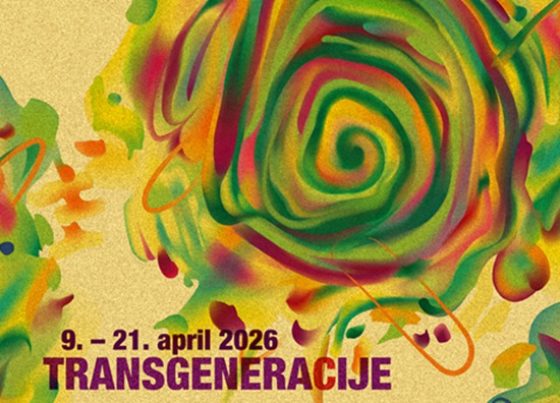 Promocijska grafika za festival Transgeneracije 2026. Na peščenem ozadju je barvita abstraktna spirala v zelenih, rumenih in rdečih odtenkih. Spodaj je napis "9.–21. april 2026" in naslov festivala "TRANSGENERACIJE".